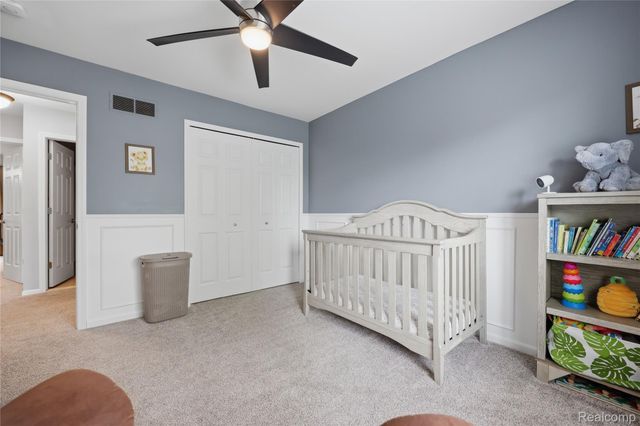 49371 Deerfield Park, Macomb Township, MI 48044
