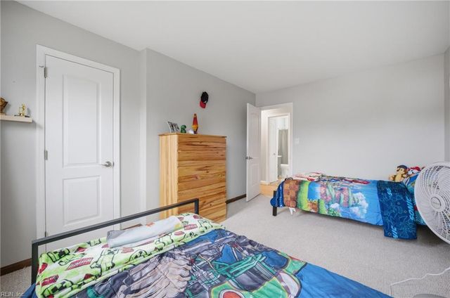 111 Captains LN, Newport News, VA 23602