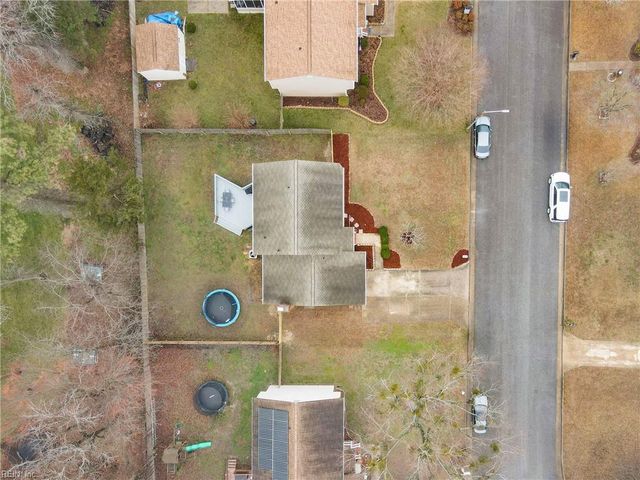 111 Captains LN, Newport News, VA 23602