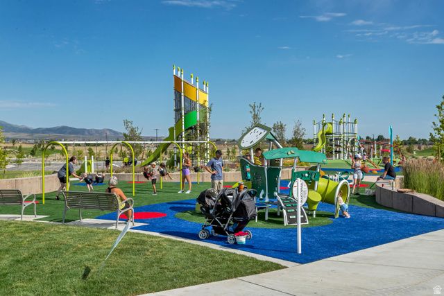 11344 S WILLOW WALK DR, South Jordan, UT 84009