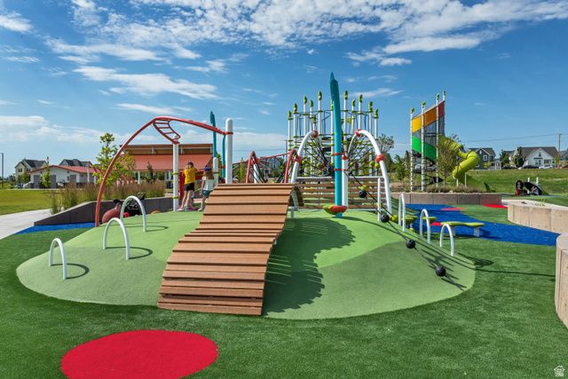 11344 S WILLOW WALK DR, South Jordan, UT 84009