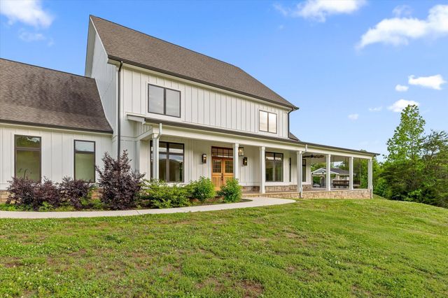 670 Maine Avenue, Wildwood, GA 30757