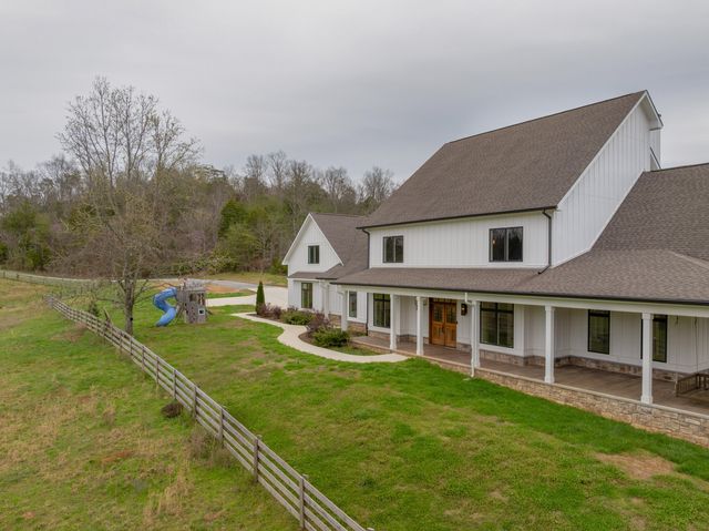 670 Maine Avenue, Wildwood, GA 30757