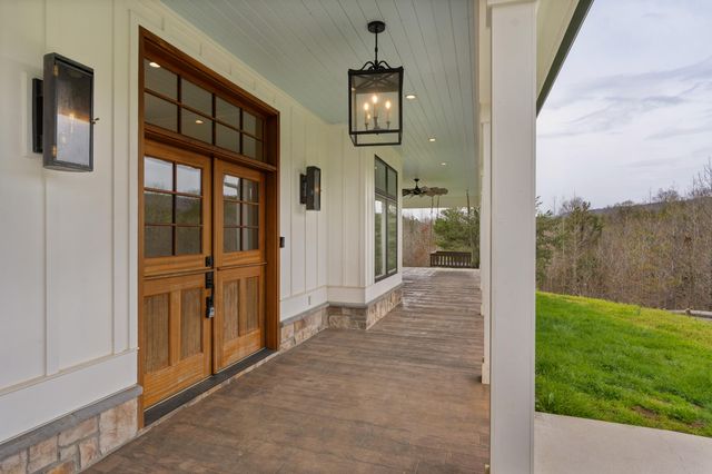 670 Maine Avenue, Wildwood, GA 30757