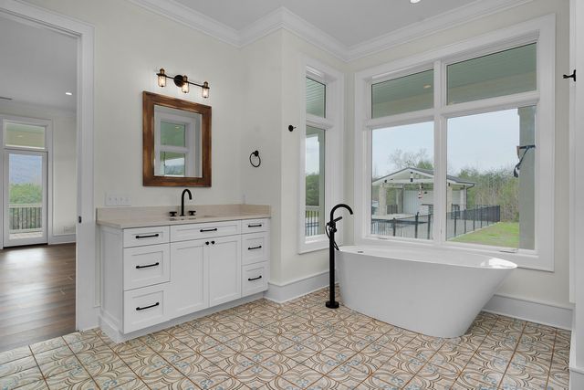 670 Maine Avenue, Wildwood, GA 30757