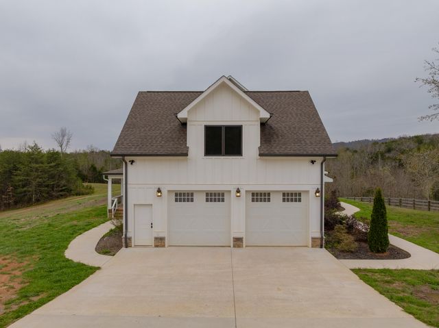 670 Maine Avenue, Wildwood, GA 30757