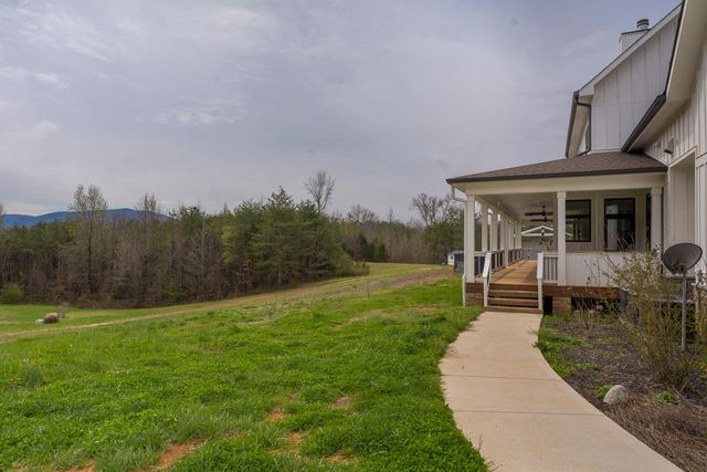 670 Maine Avenue, Wildwood, GA 30757