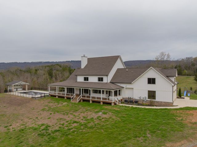 670 Maine Avenue, Wildwood, GA 30757