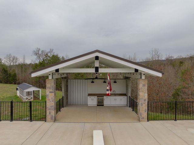 670 Maine Avenue, Wildwood, GA 30757
