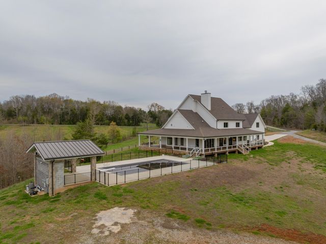 670 Maine Avenue, Wildwood, GA 30757