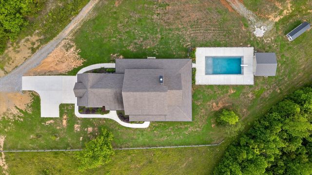 670 Maine Avenue, Wildwood, GA 30757