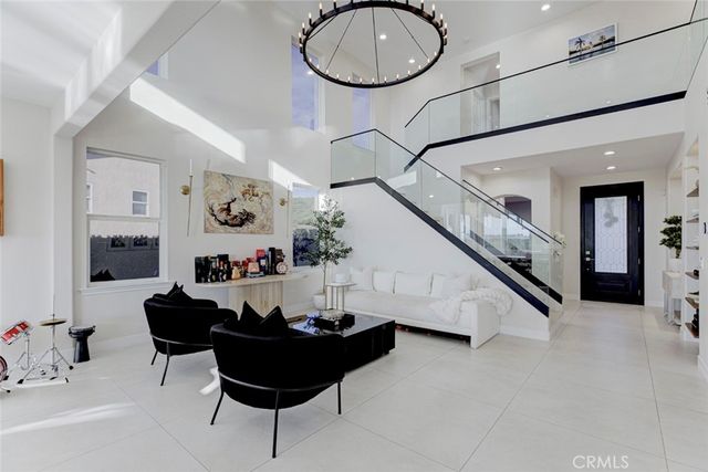 17743 Wren Drive, Canyon Country, CA 91387