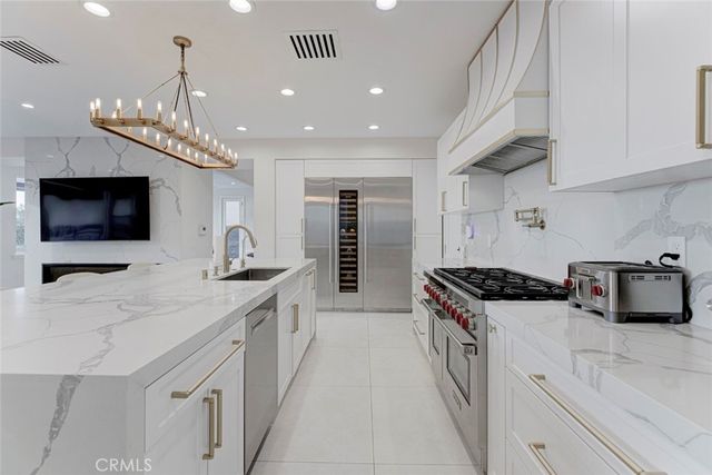 17743 Wren Drive, Canyon Country, CA 91387