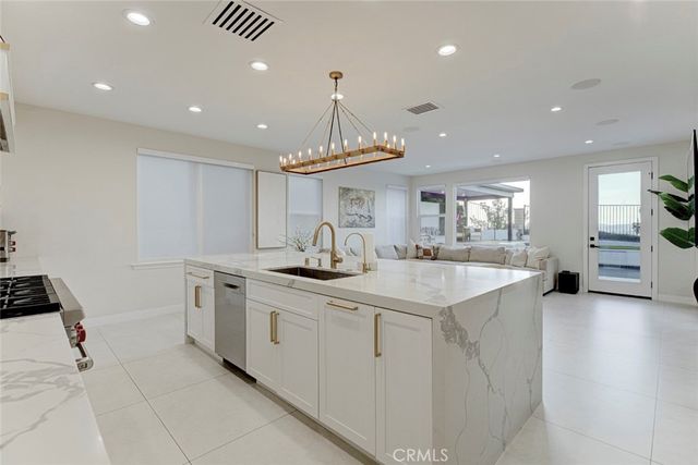 17743 Wren Drive, Canyon Country, CA 91387