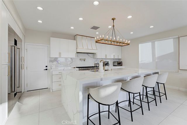 17743 Wren Drive, Canyon Country, CA 91387