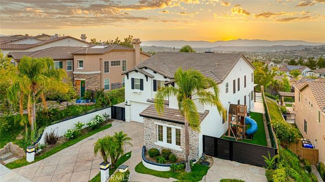 17743 Wren Drive, Canyon Country, CA 91387