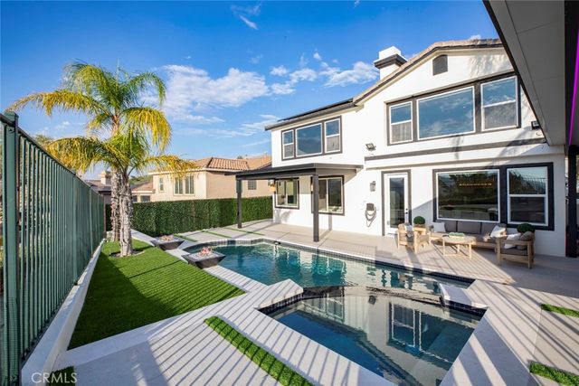 17743 Wren Drive, Canyon Country, CA 91387
