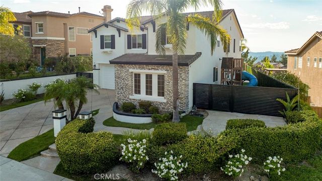 17743 Wren Drive, Canyon Country, CA 91387