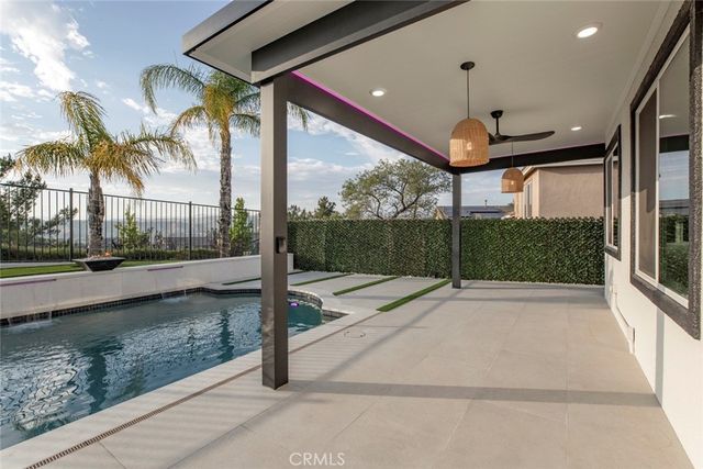 17743 Wren Drive, Canyon Country, CA 91387