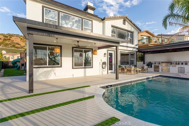 17743 Wren Drive, Canyon Country, CA 91387