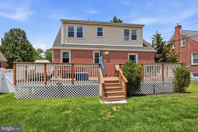 118 9TH AVE, Folsom, PA 19033