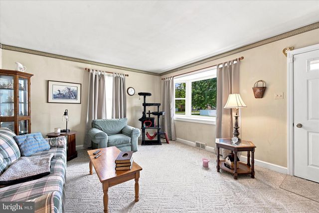 118 9TH AVE, Folsom, PA 19033