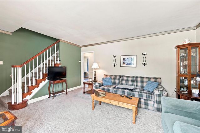 118 9TH AVE, Folsom, PA 19033