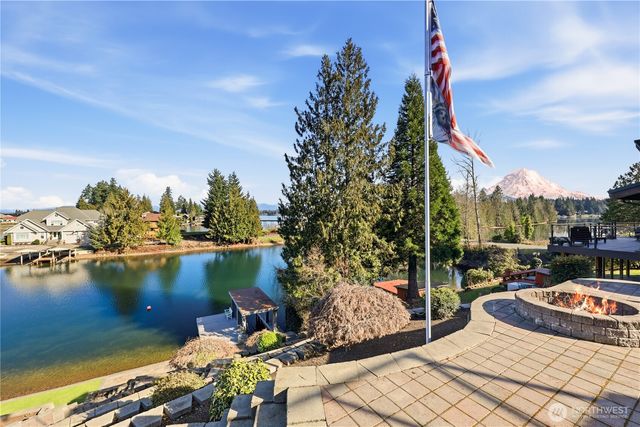 4411 183rd Avenue E, Lake Tapps, WA 98391