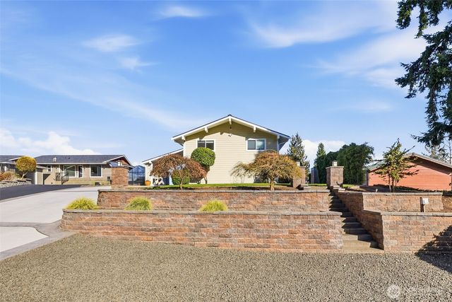 4411 183rd Avenue E, Lake Tapps, WA 98391