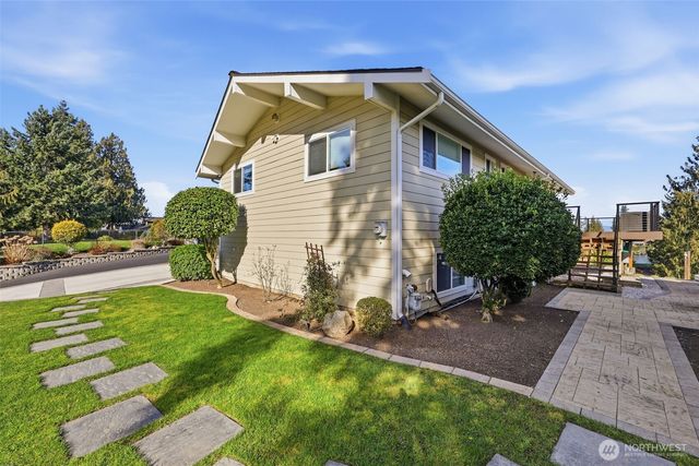 4411 183rd Avenue E, Lake Tapps, WA 98391