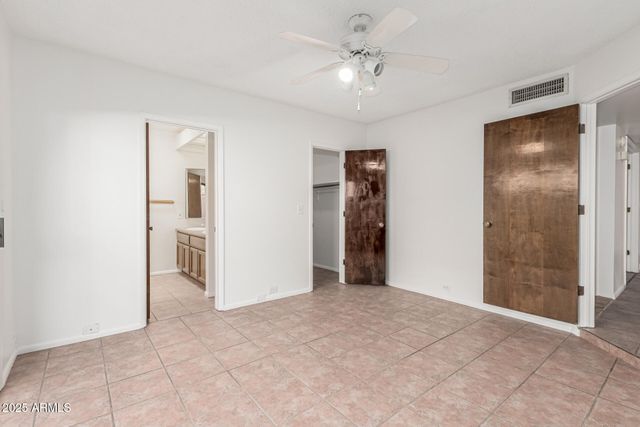 1010 E LOIS Lane, Phoenix, AZ 85020