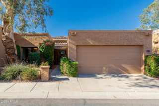 1010 E LOIS Lane, Phoenix, AZ 85020