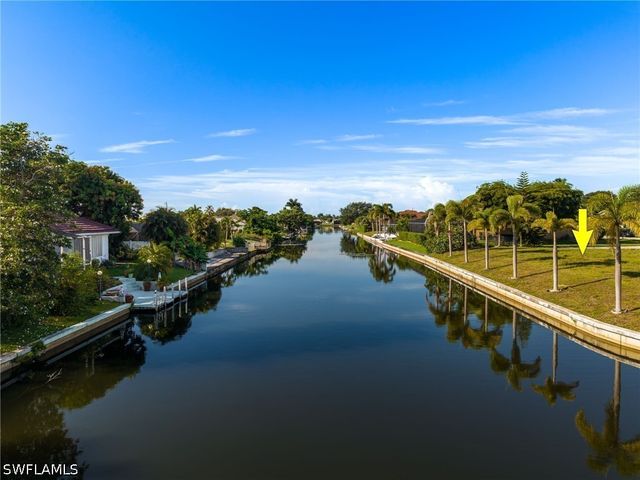 1939 SE 5th TER, Cape Coral, FL 33990