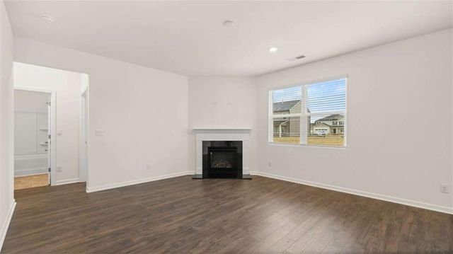 8573 Secretariat Drive, Lithonia, GA 30058