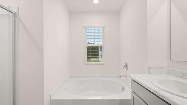 8573 Secretariat Drive, Lithonia, GA 30058