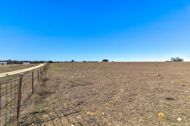 2501 County Road 224, Florence, TX 76527