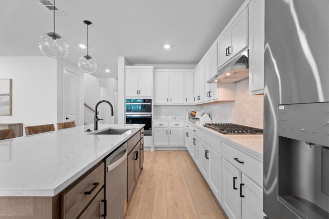 27866 Wooded Pond Drive, Spring, TX 77386