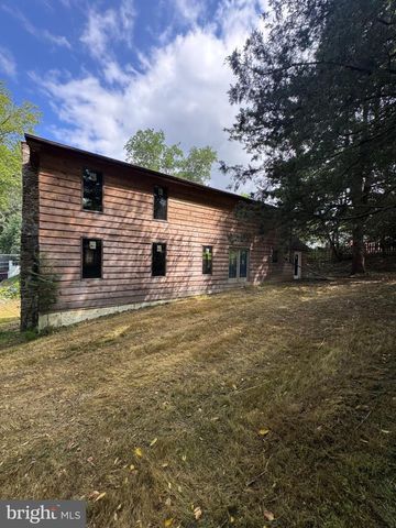 142 ECKMAN RD, Lancaster, PA 17602