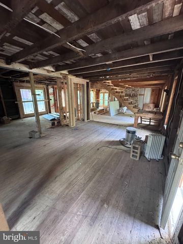 142 ECKMAN RD, Lancaster, PA 17602