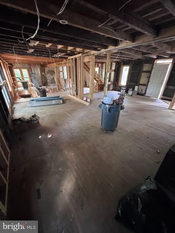 142 ECKMAN RD, Lancaster, PA 17602