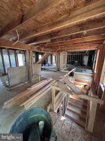142 ECKMAN RD, Lancaster, PA 17602