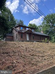 142 ECKMAN RD, Lancaster, PA 17602