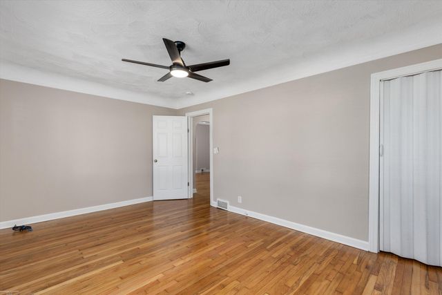 4492 Marr Avenue, Warren, MI 48091