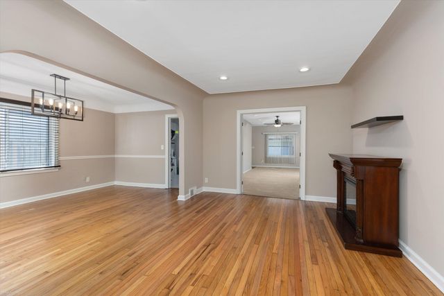 4492 Marr Avenue, Warren, MI 48091