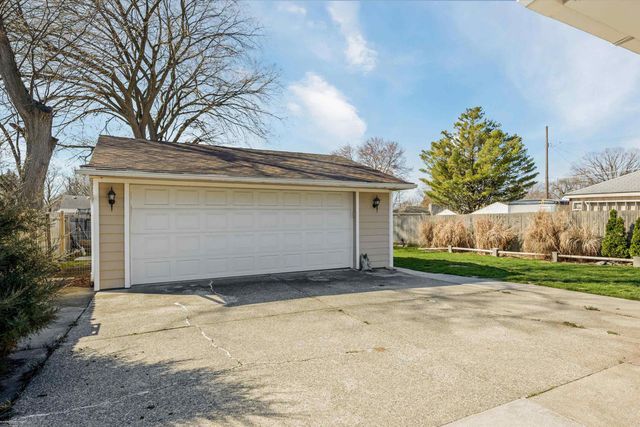 4492 Marr Avenue, Warren, MI 48091
