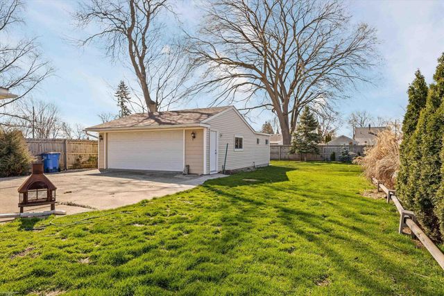 4492 Marr Avenue, Warren, MI 48091