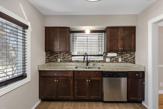 4492 Marr Avenue, Warren, MI 48091