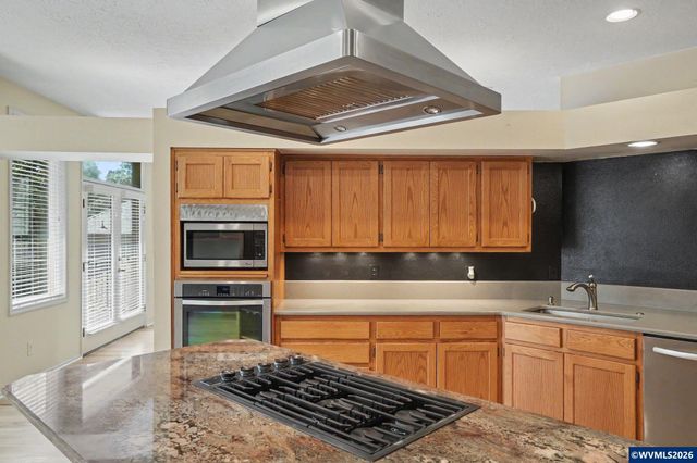 4734 Bradford Lp SE, Salem, OR 97302