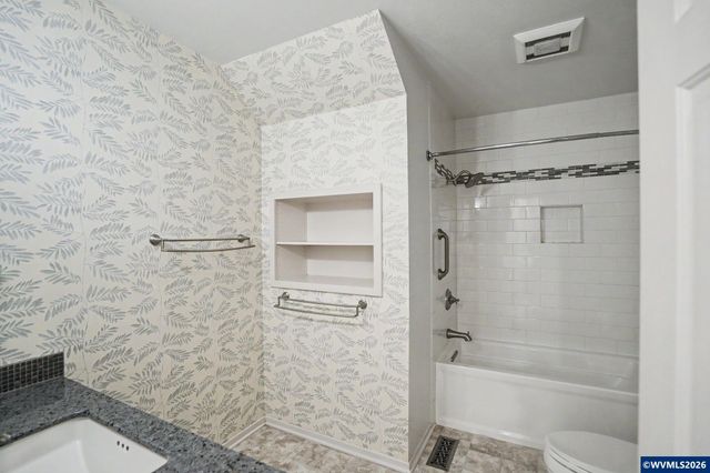 4734 Bradford Lp SE, Salem, OR 97302
