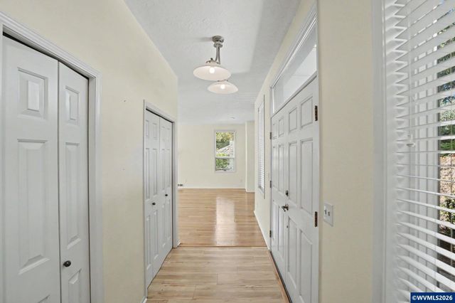 4734 Bradford Lp SE, Salem, OR 97302
